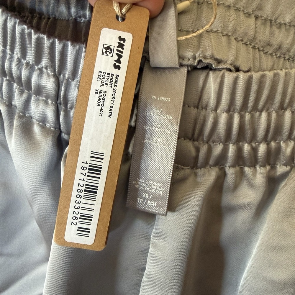 Skims Sporty Satin Shorts In Mirror Silver Sz XS NWT $98 - Picture 8 of 9